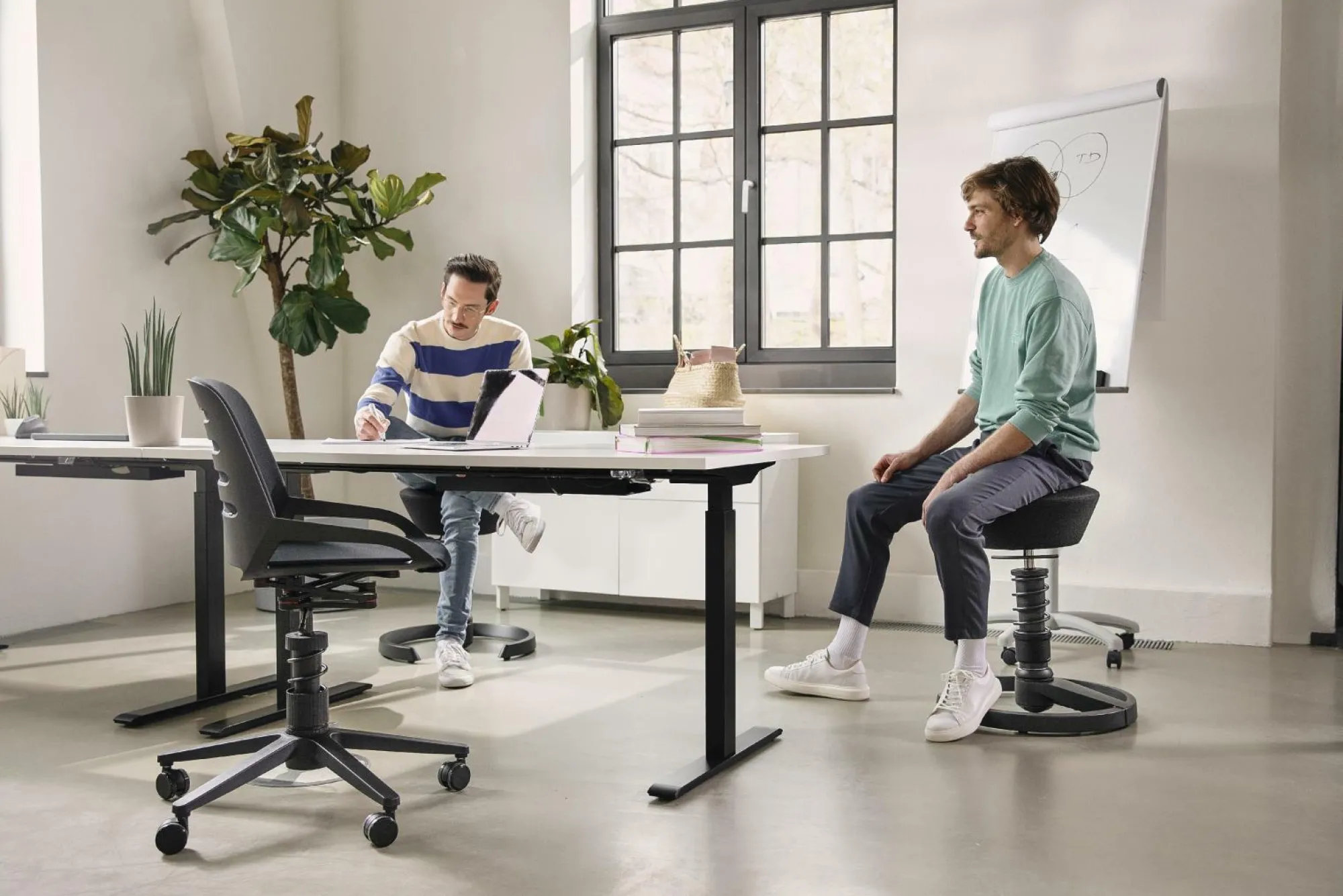 aeris Drehstuhl NUMO TASK