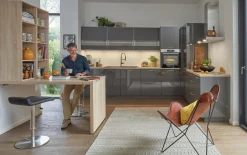 Sale MONDO Einbauküche FELDE