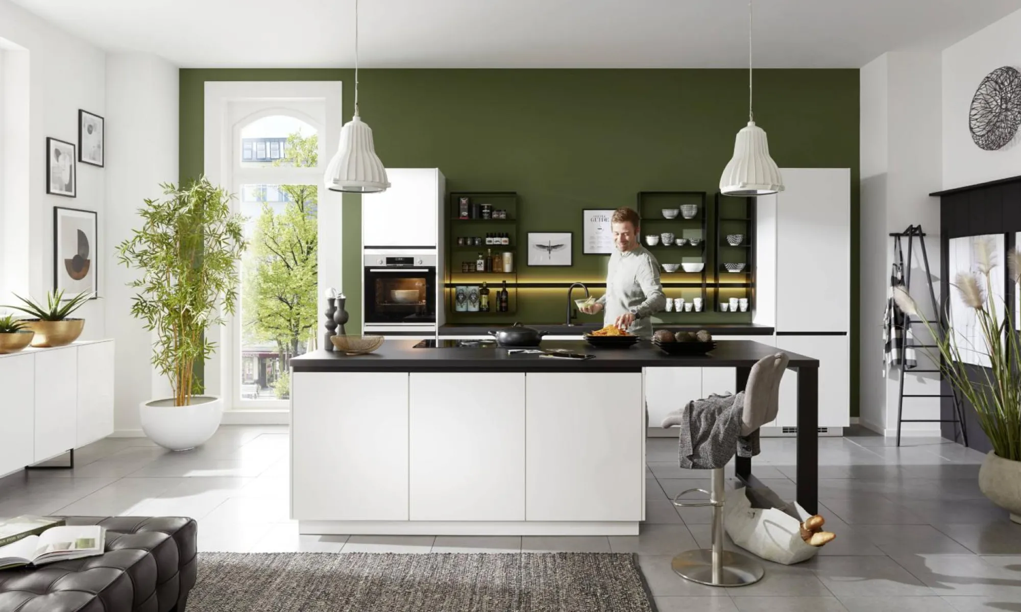 New MONDO Einbauküche LENZEN