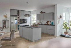 New MONDO Einbauküche SEEGA