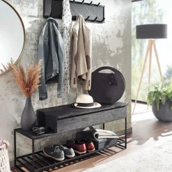 New Sonstige Garderobe