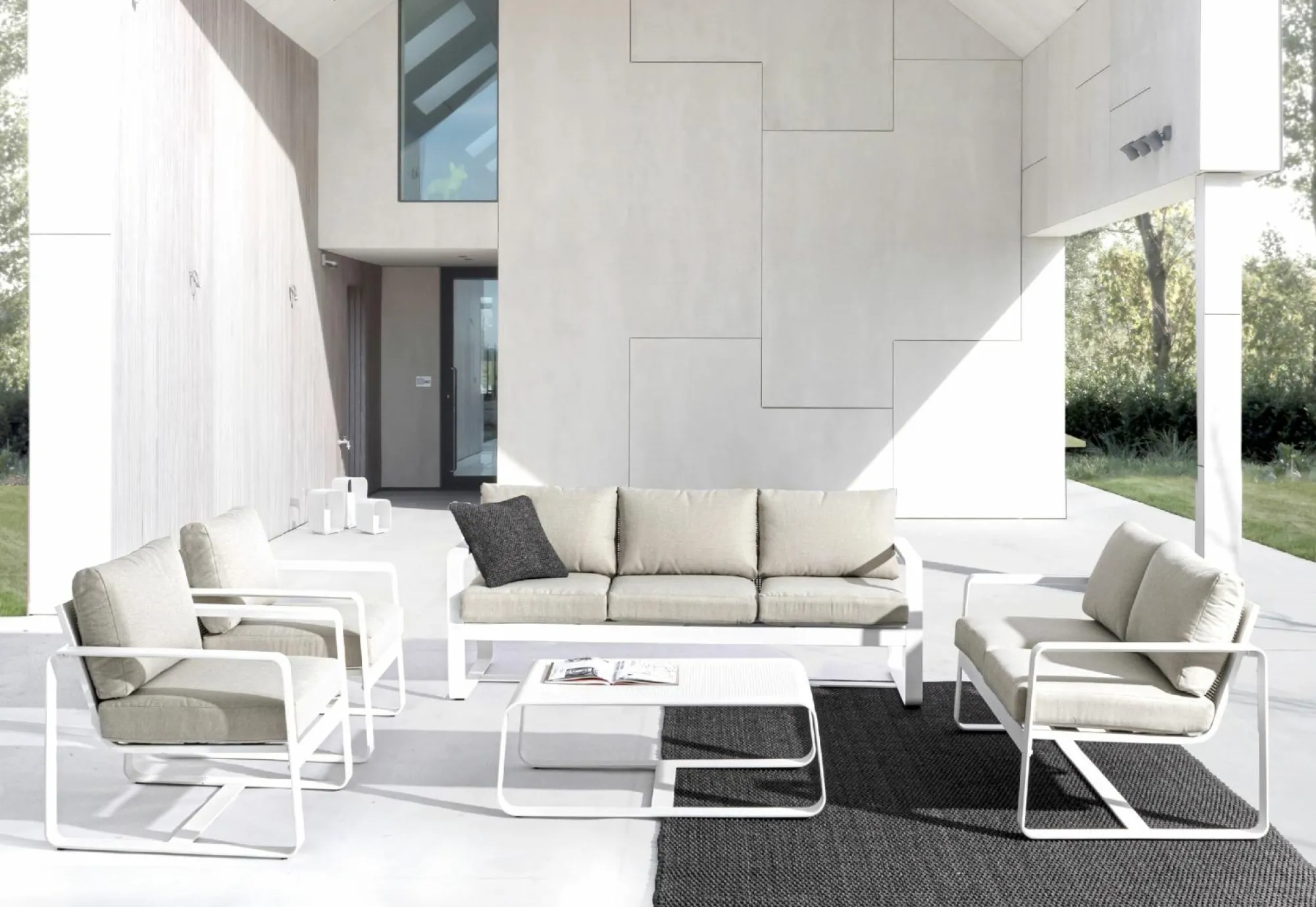 ANDREA BIZZOTTO Loungetisch MERRIGAN weiss