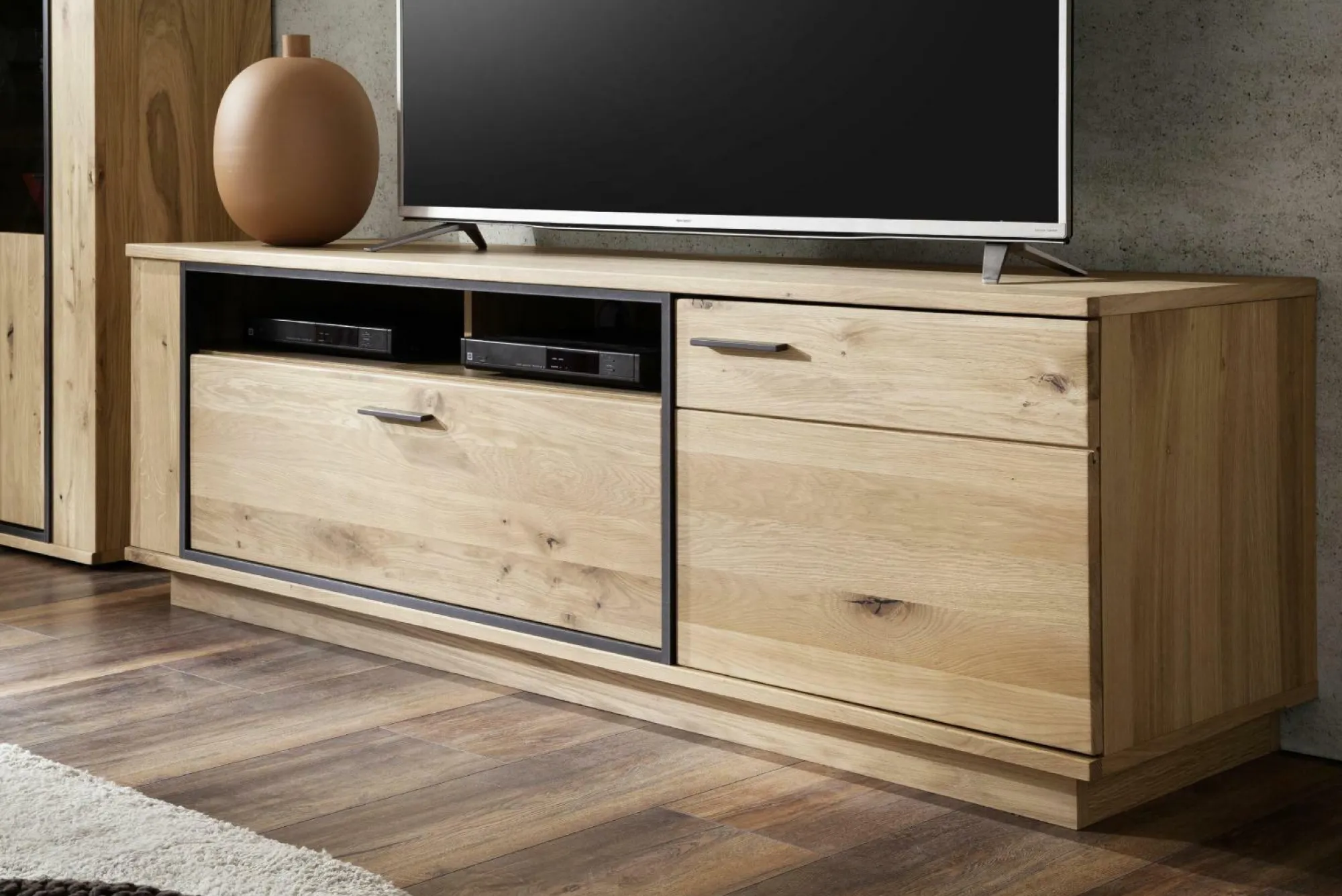 Clearance MCA Lowboard CAMPINAS