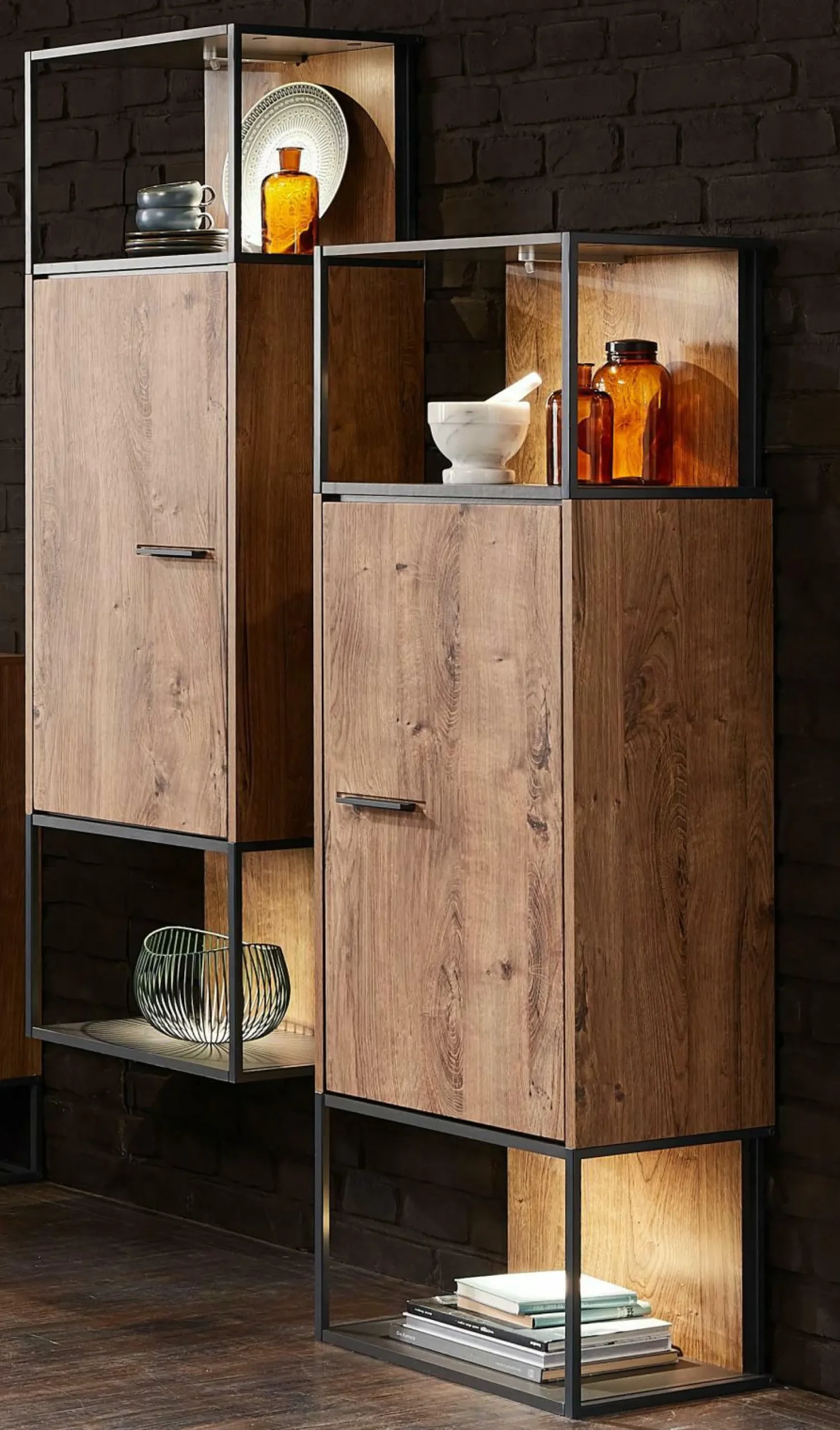 New HARPER Schrank WAKEFIELD