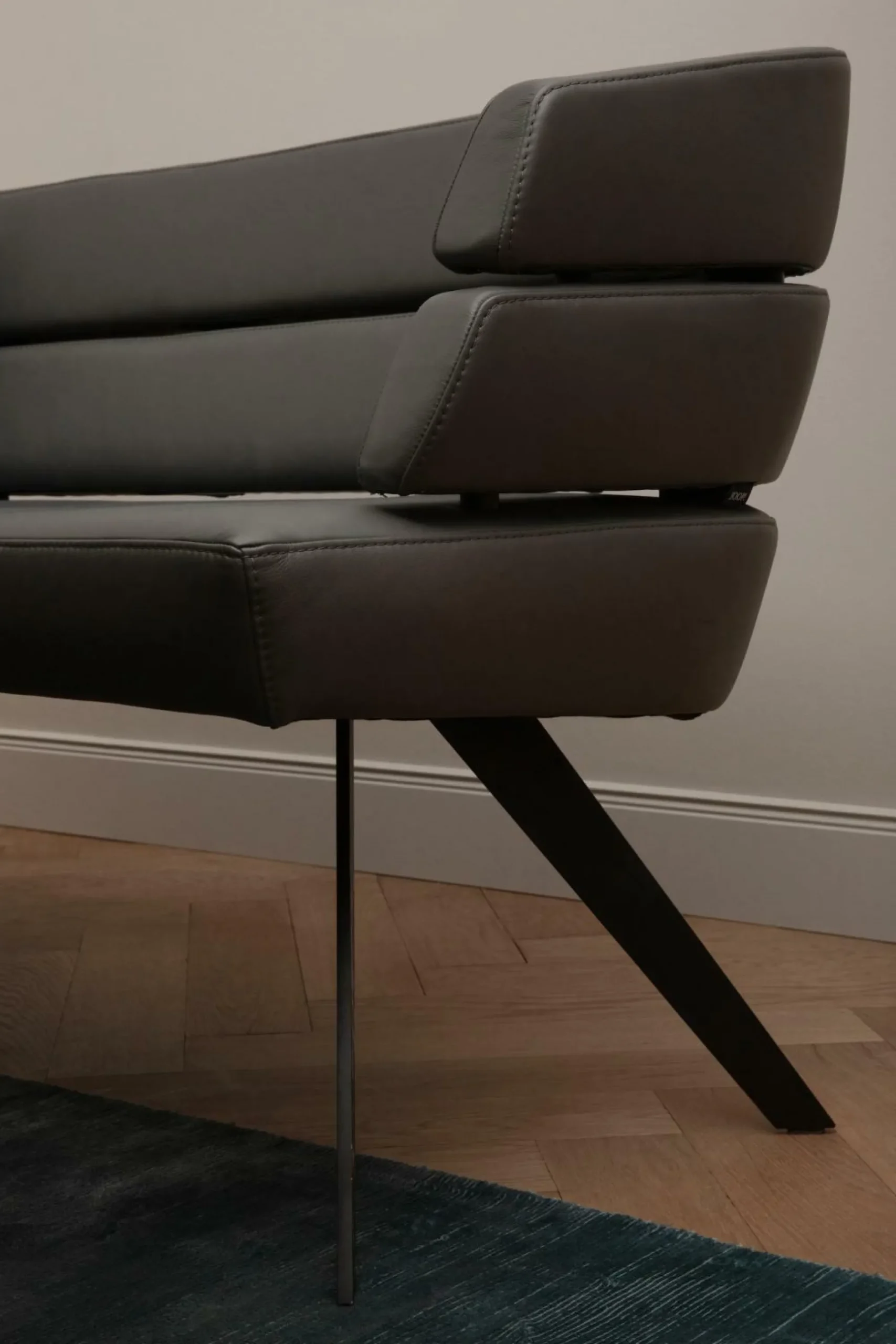 New JOOP! Sitzbank CURVES