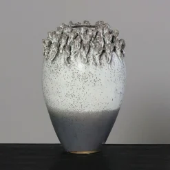 DPI Vase