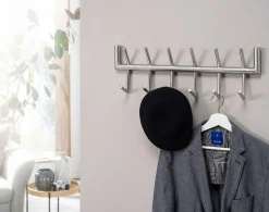 Sonstige Wandgarderobe