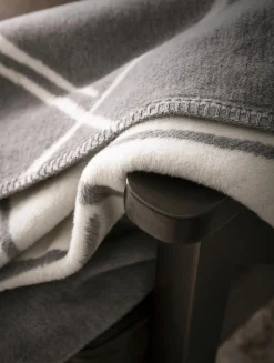 Online IBENA Wohndecke JACQUARD BUGATTI